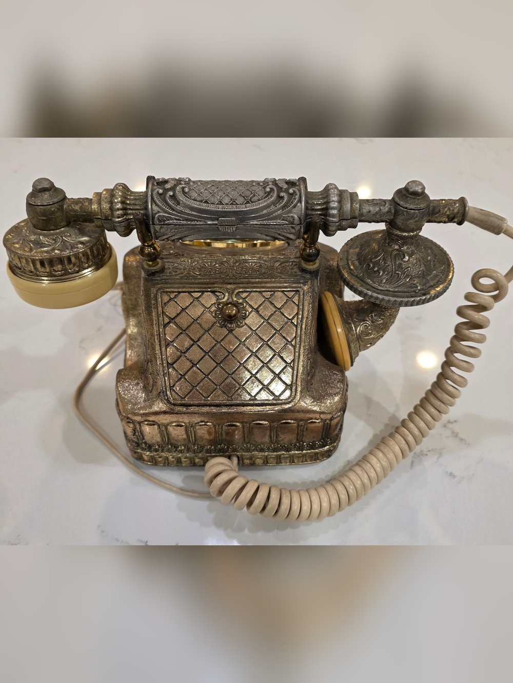 Vintage Ornate Rotary Phone - Picture 3 of 12